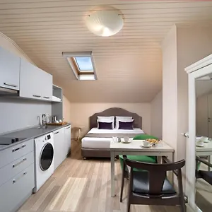 Daire Meroddi Galata Flats, İstanbul